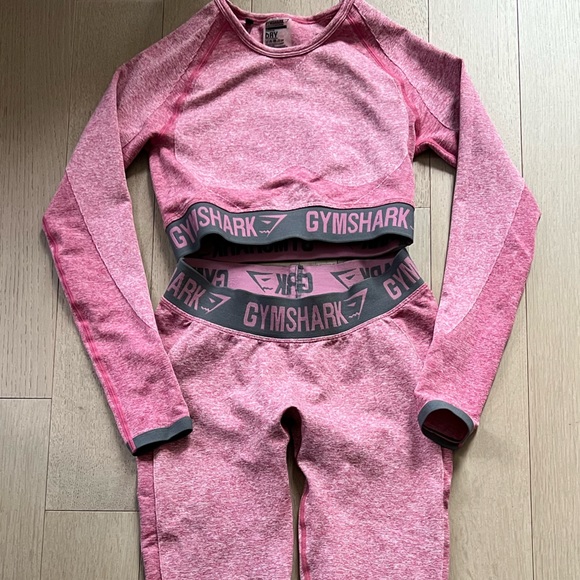 Both Top and Bottom ; Gymshark Seamless Dry Fit crop top & leggings - Picture 5 of 8